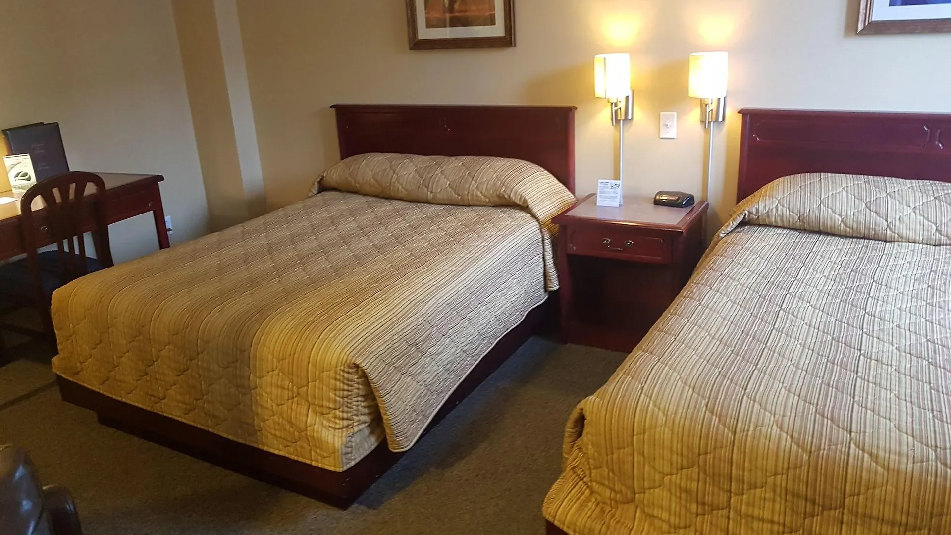 Hotel Les Suites Labelle Montréal