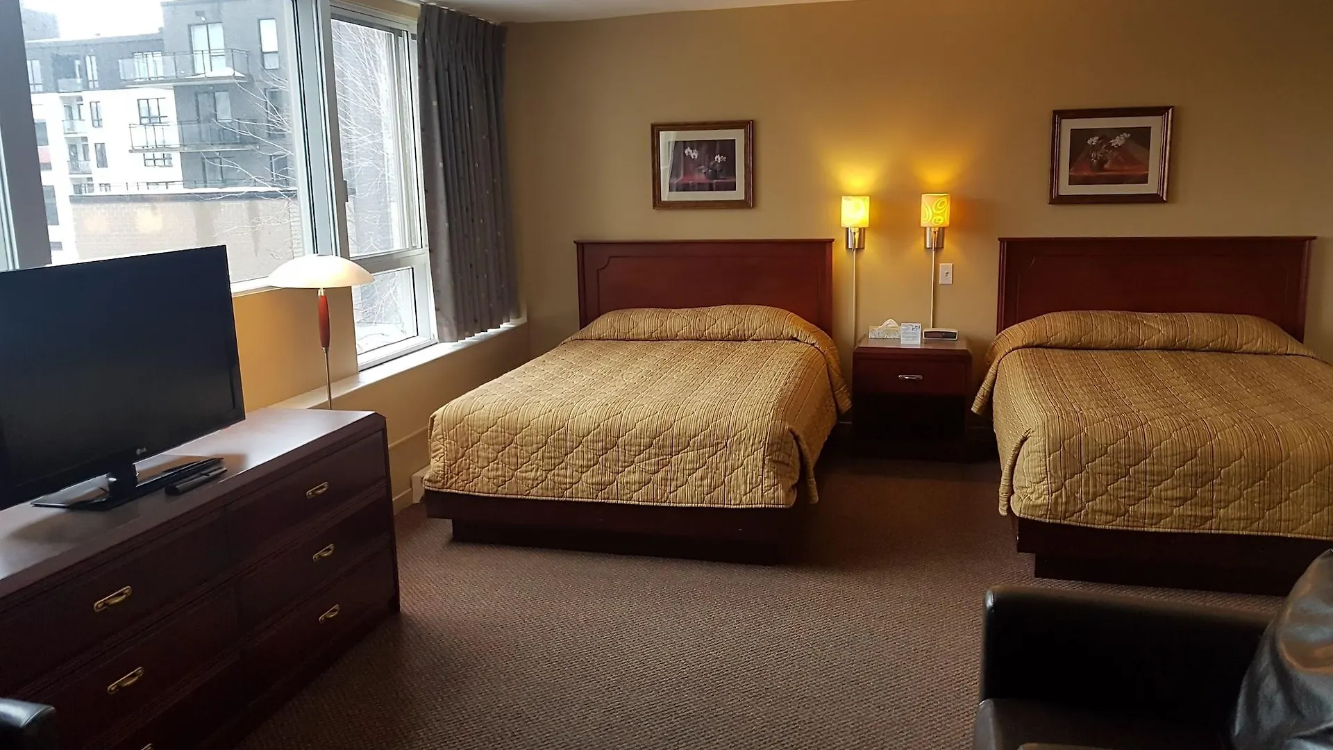 Hotel Les Suites Labelle Montréal