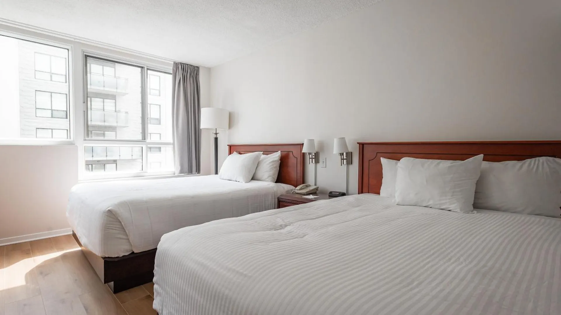 Hotel Les Suites Labelle Montréal