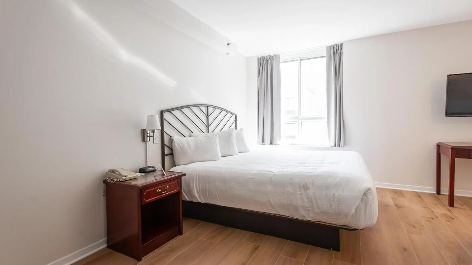 Hotel Les Suites Labelle Montréal