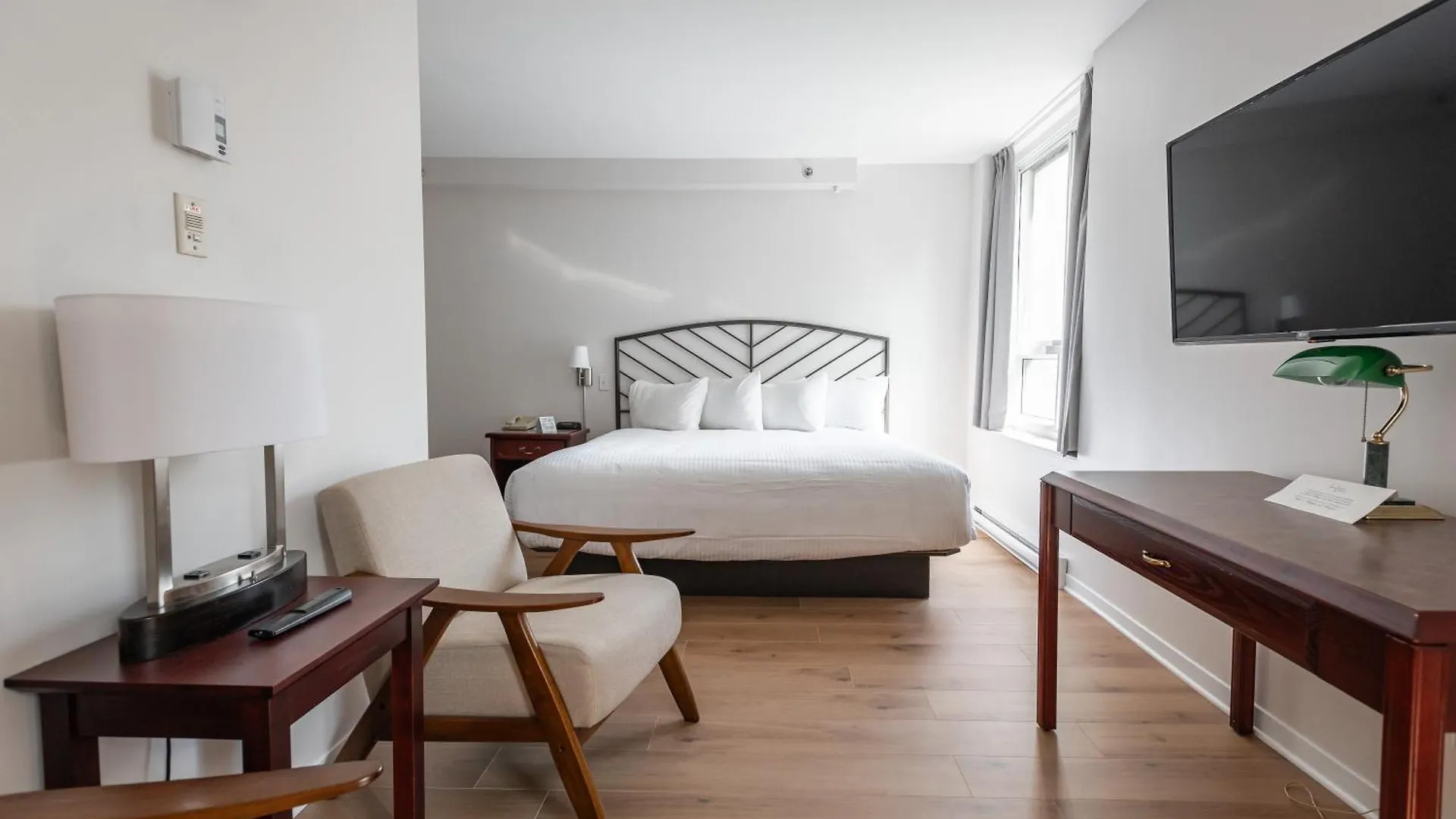 Hotel Les Suites Labelle Montreal