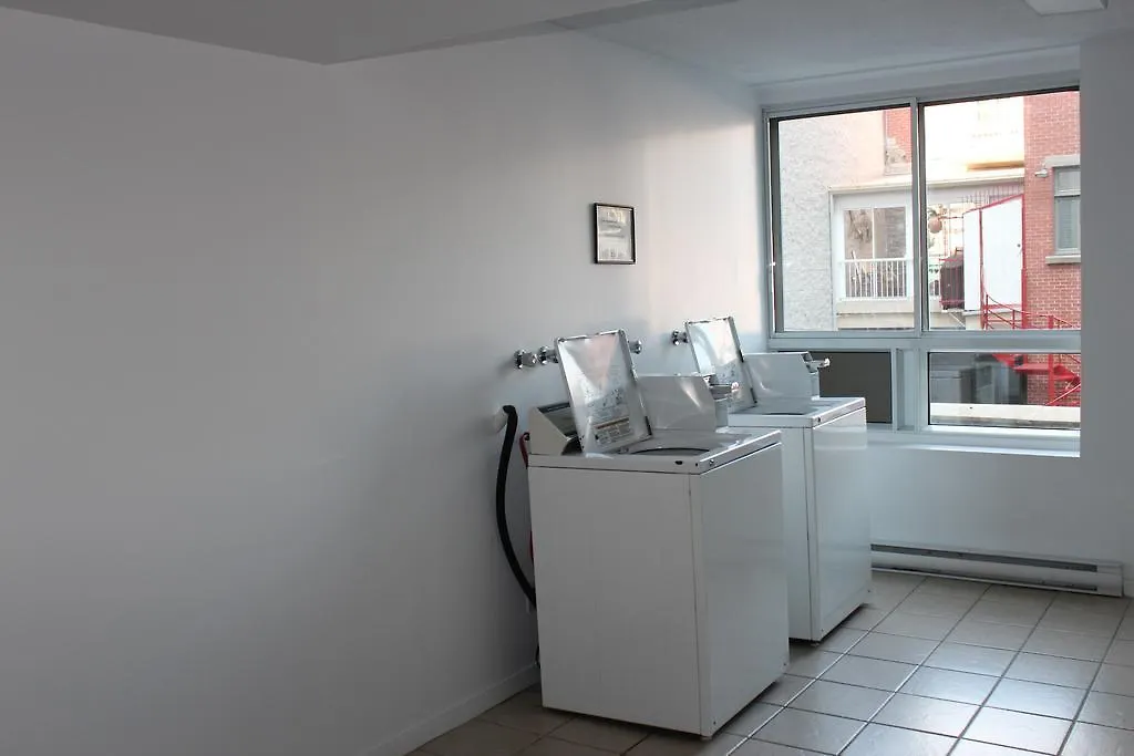 Hotel Les Suites Labelle Montreal 3*,  Canada